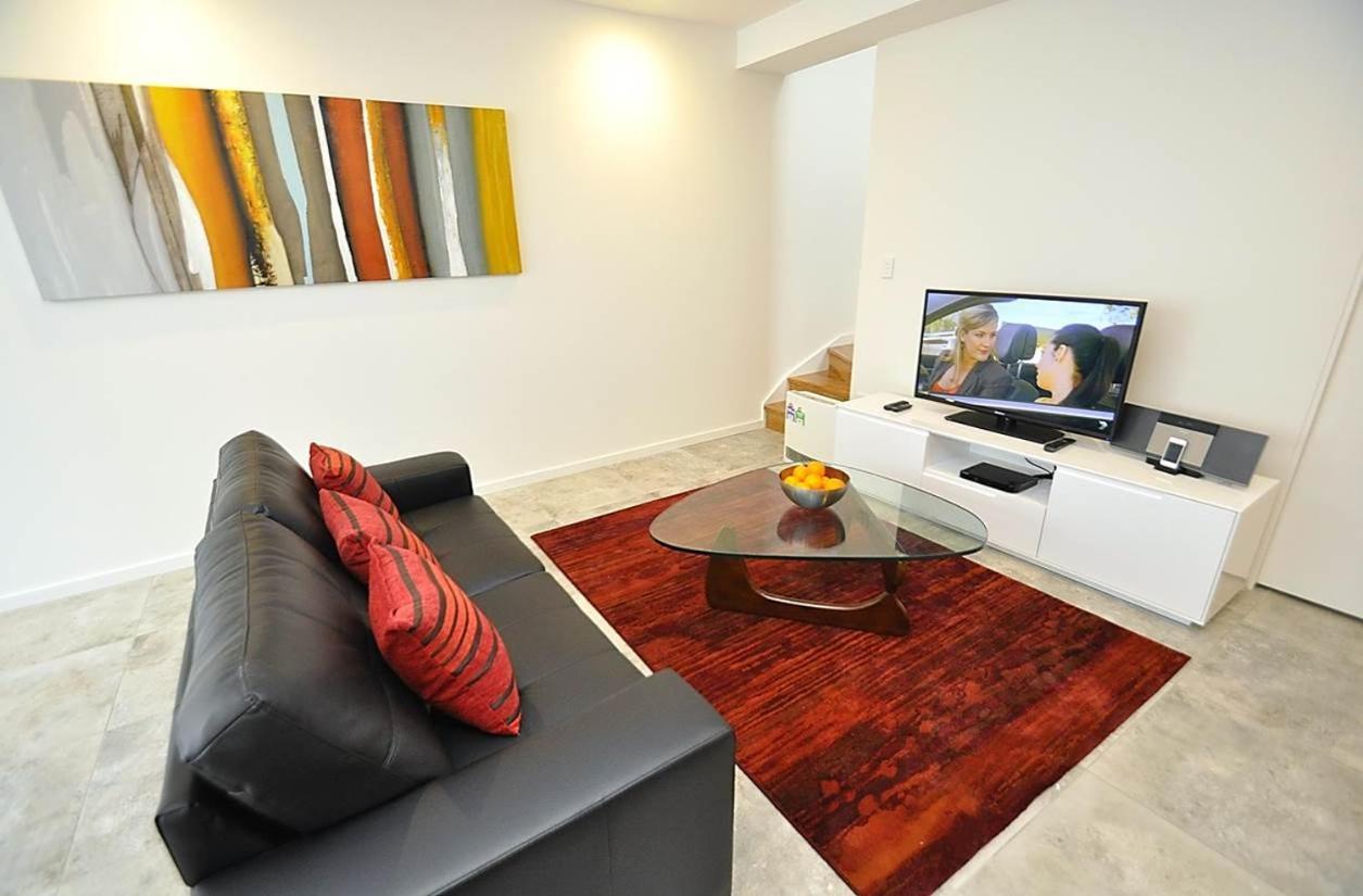 Ultimo Self-contained One-bedroom Apartment *